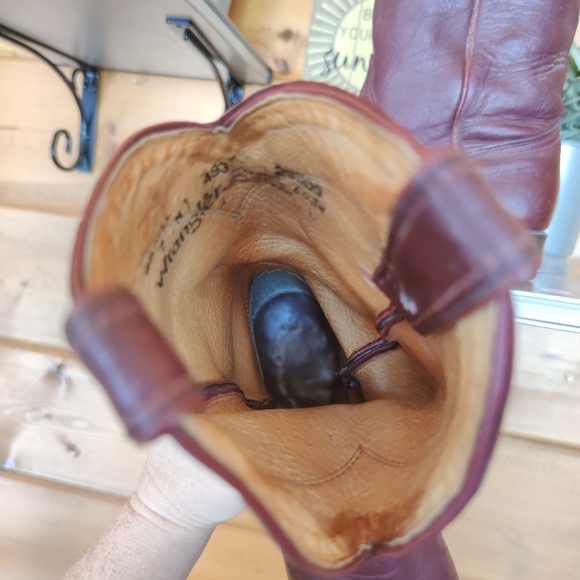 Wrangler 💜 Vintage Women's Cowboy Western Boots Dark Red Leather USA Work 7 M - Picture 3 of 10